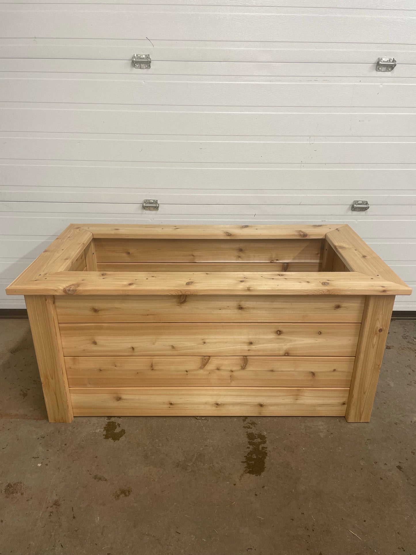 Raised Cedar Garden Bed 24x48x23