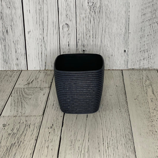 Kazan square black planter